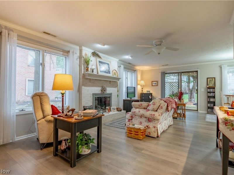 144 Holl Road NE, Unit B, North Canton, OH 44720 Photo 8