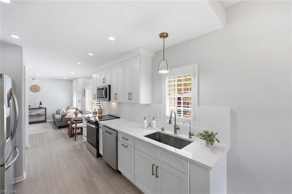 13205 Sherburne Cir, Unit 201, Bonita Springs, FL 34135 Photo