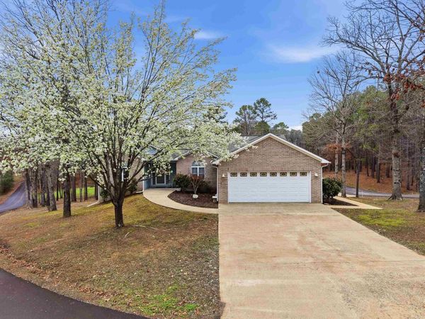 60 Red Fox Road , Greers Ferry, AR 72067