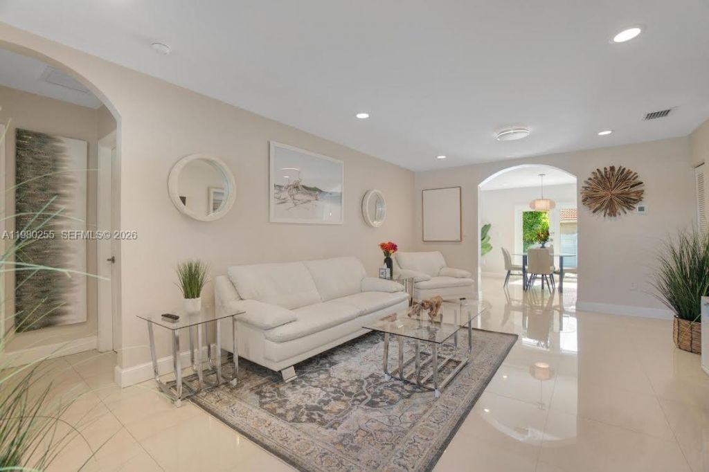 20560 NW 17th Ave , Miami Gardens, FL 33056 Photo