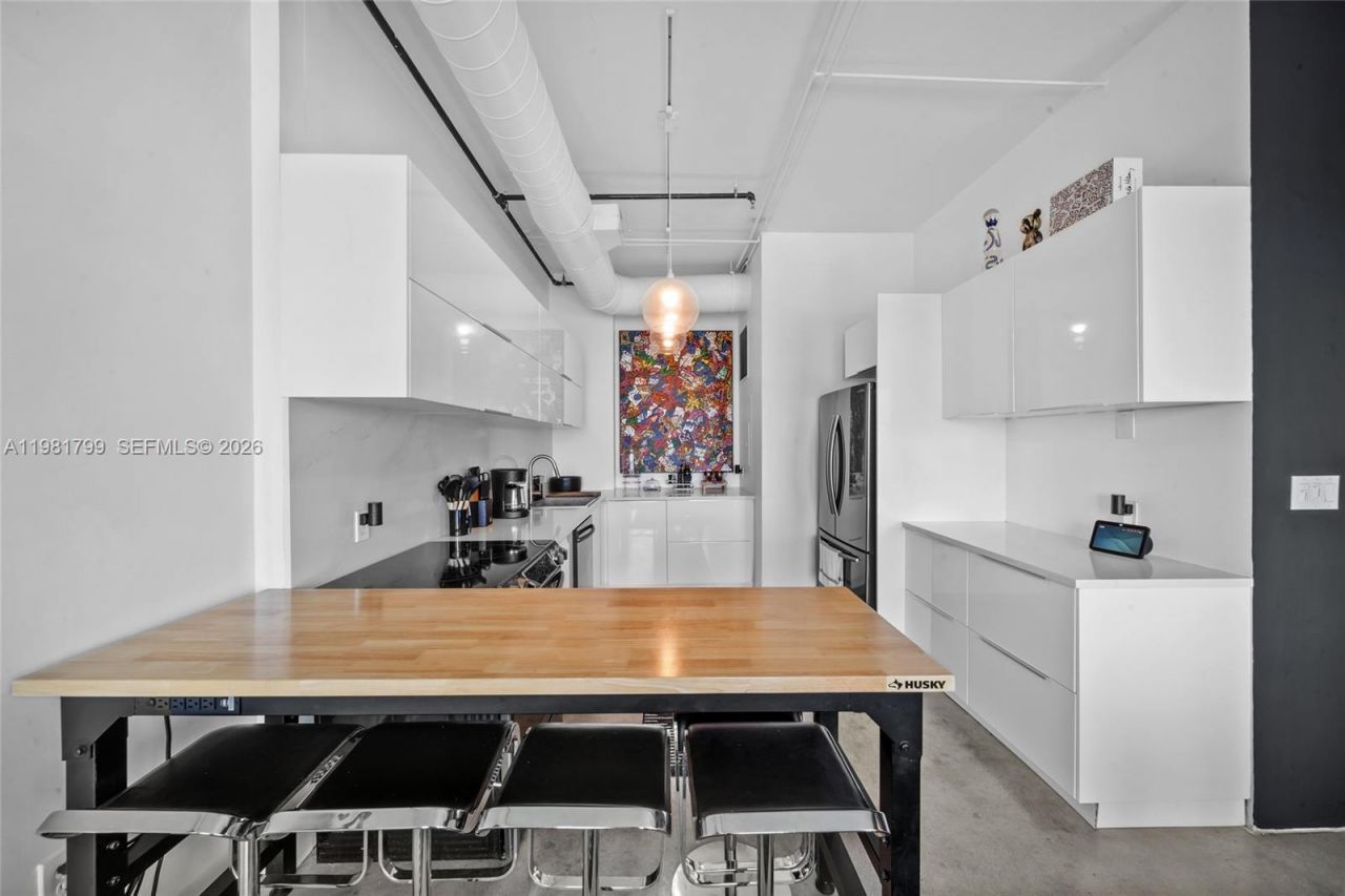 10 SW South River Dr, Unit 1512, Miami, FL 33130 Photo