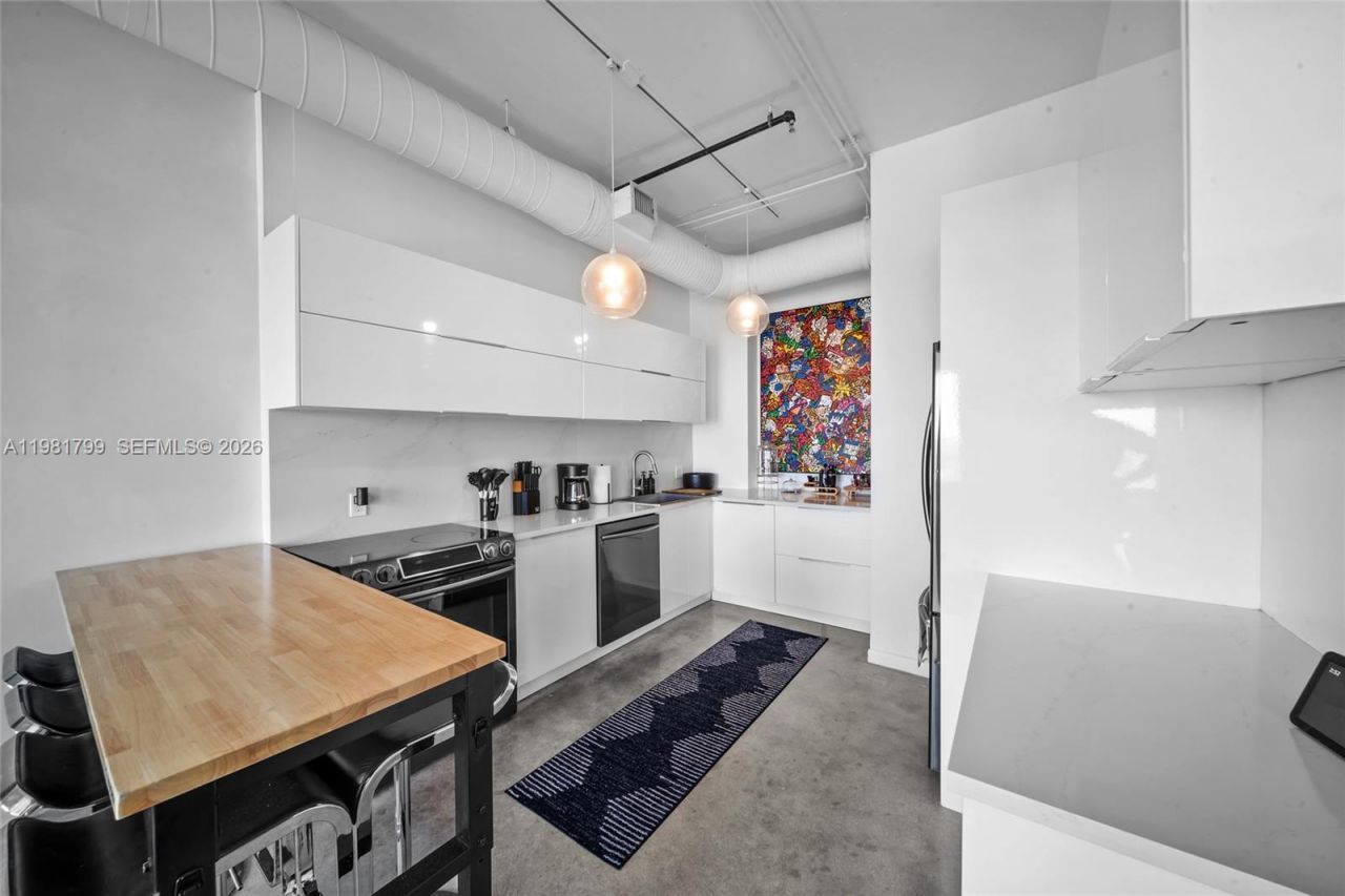 10 SW South River Dr, Unit 1512, Miami, FL 33130 Photo