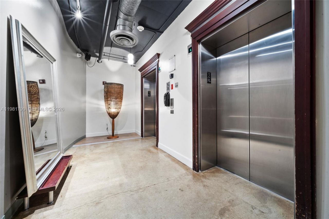 10 SW South River Dr, Unit 1512, Miami, FL 33130 Photo