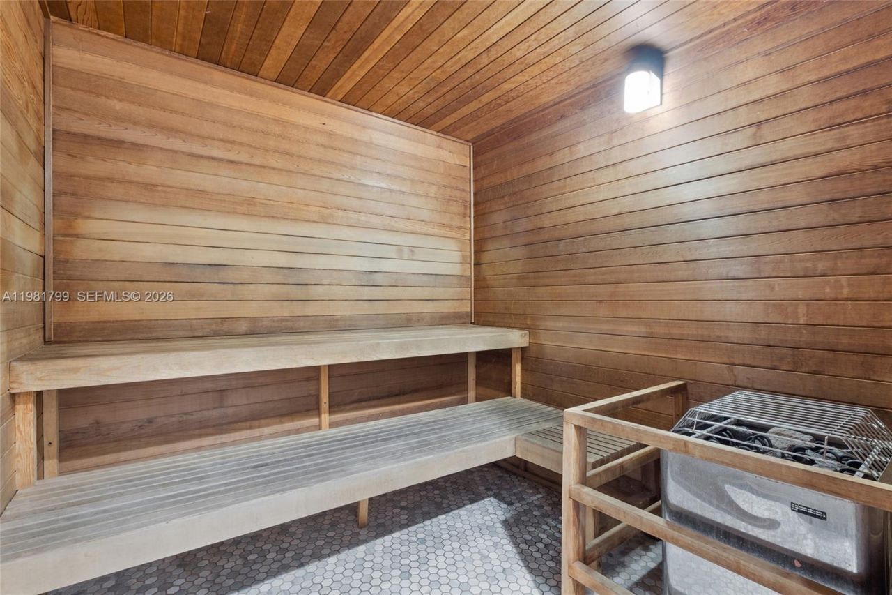 10 SW South River Dr, Unit 1512, Miami, FL 33130 Photo