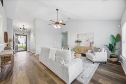 211 Border Road photo 4