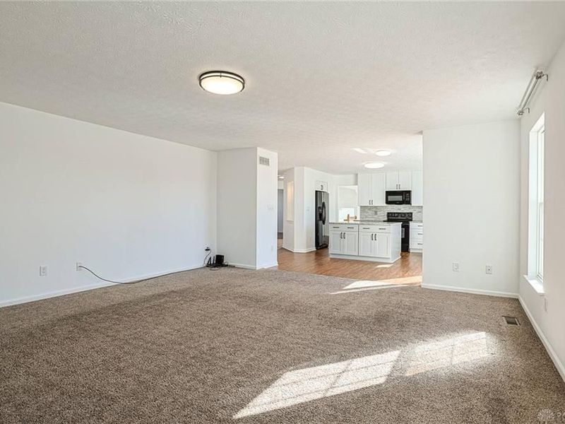 3485 Queen Victoria Court, Beavercreek, OH 45431 Photo 6