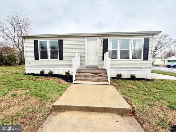 201 JOHNSON DRIVE , FAIRLESS HILLS, PA 19030