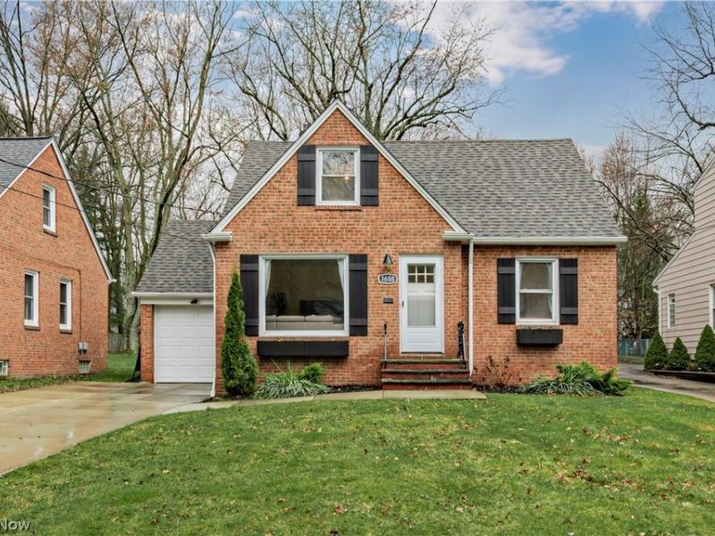 1608 Sunview Road, Lyndhurst, OH 44124 Photo 1