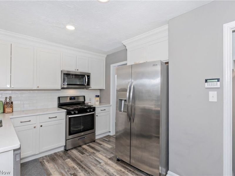 1608 Sunview Road, Lyndhurst, OH 44124 Photo 17