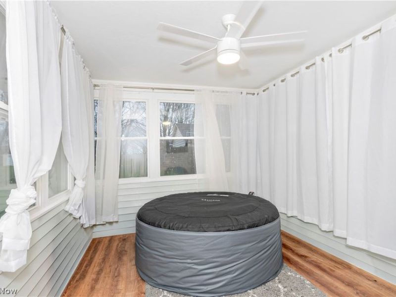 1608 Sunview Road, Lyndhurst, OH 44124 Photo 27