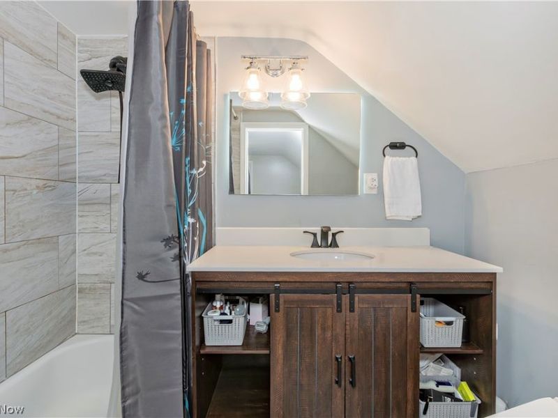 1608 Sunview Road, Lyndhurst, OH 44124 Photo 34