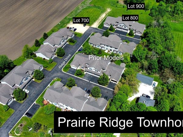 700-900 Ridge Drive , Sycamore, IL 60178