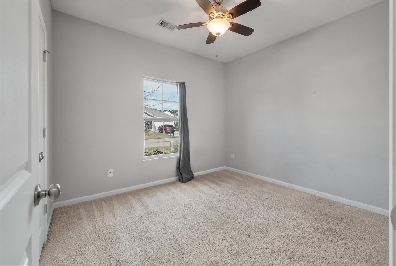 602 Zinnia Drive Photo 13