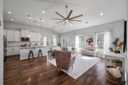 602 Zinnia Drive photo 4