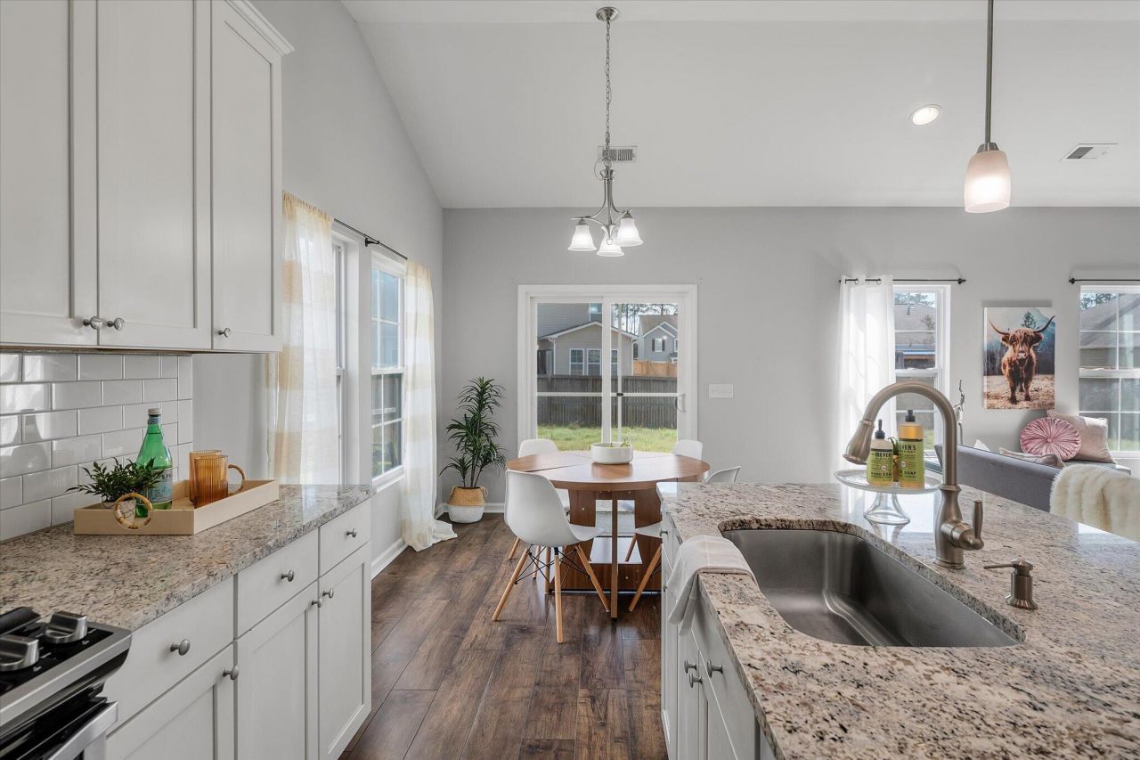 602 Zinnia Drive Photo 8