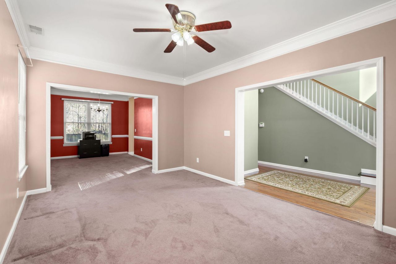 124 Evesham Drive Photo 11