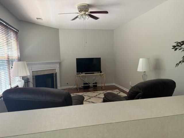 124 Evesham Drive Photo 12