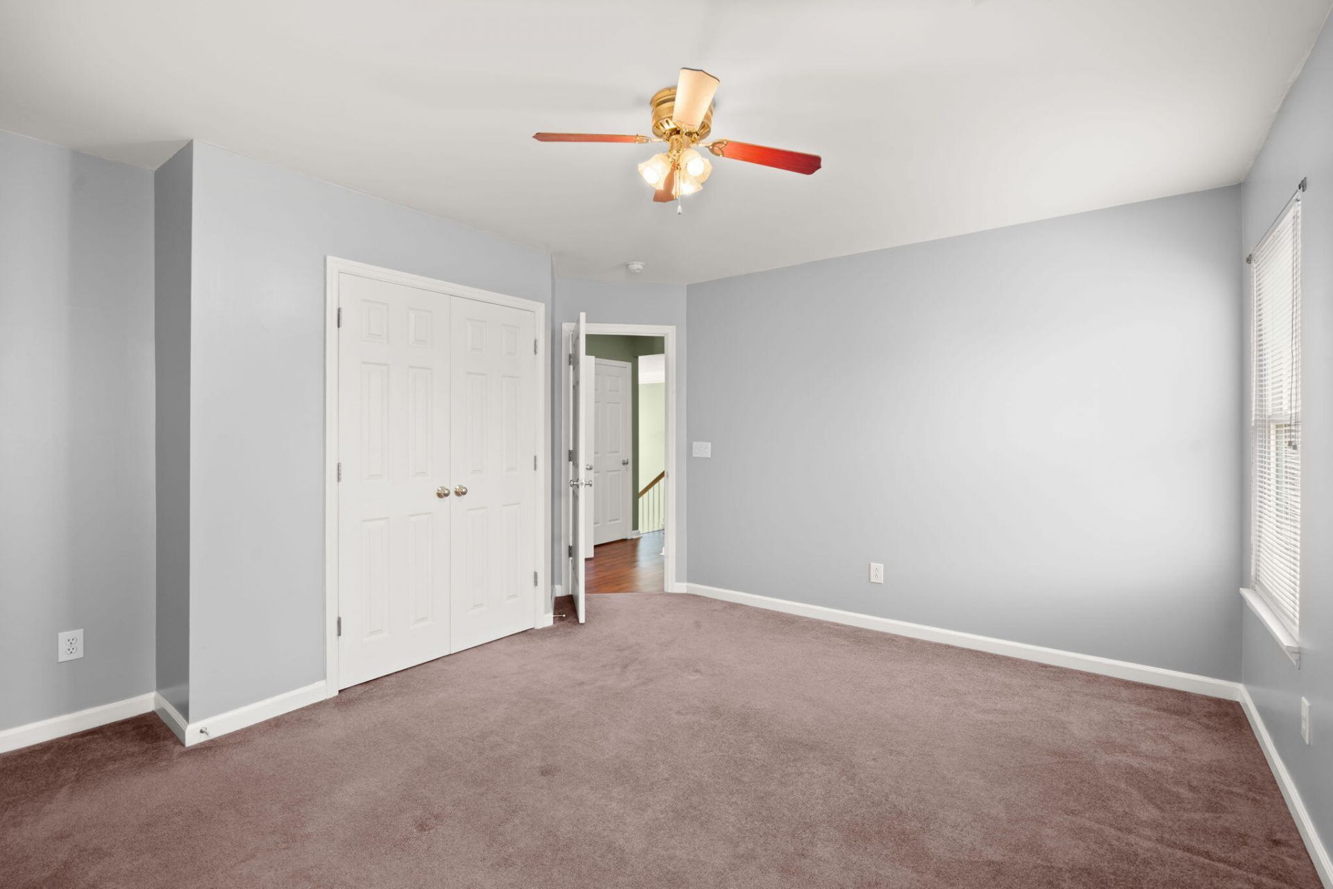 124 Evesham Drive Photo 24