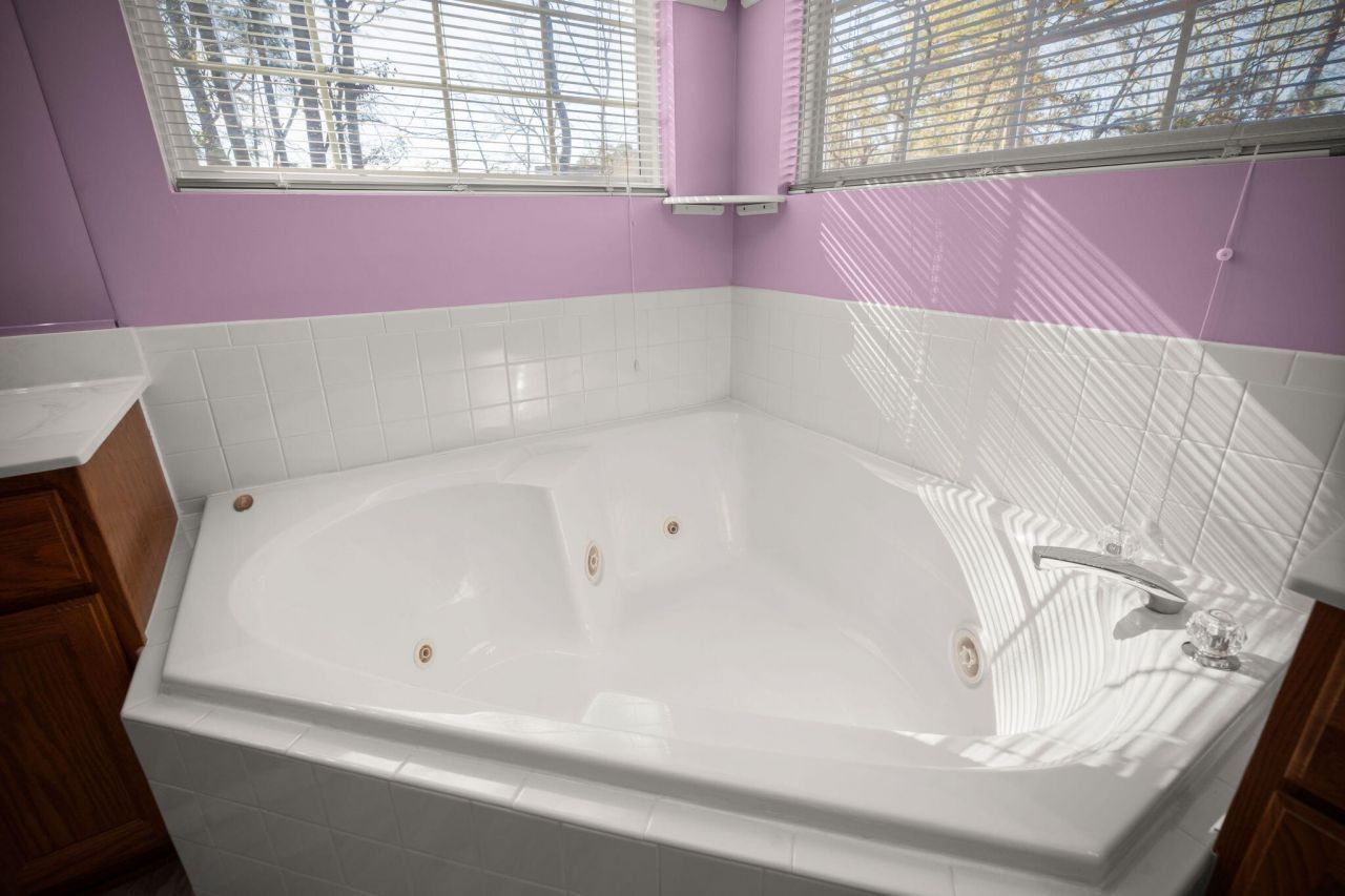 124 Evesham Drive Photo 28