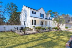 124 Evesham Drive photo 4