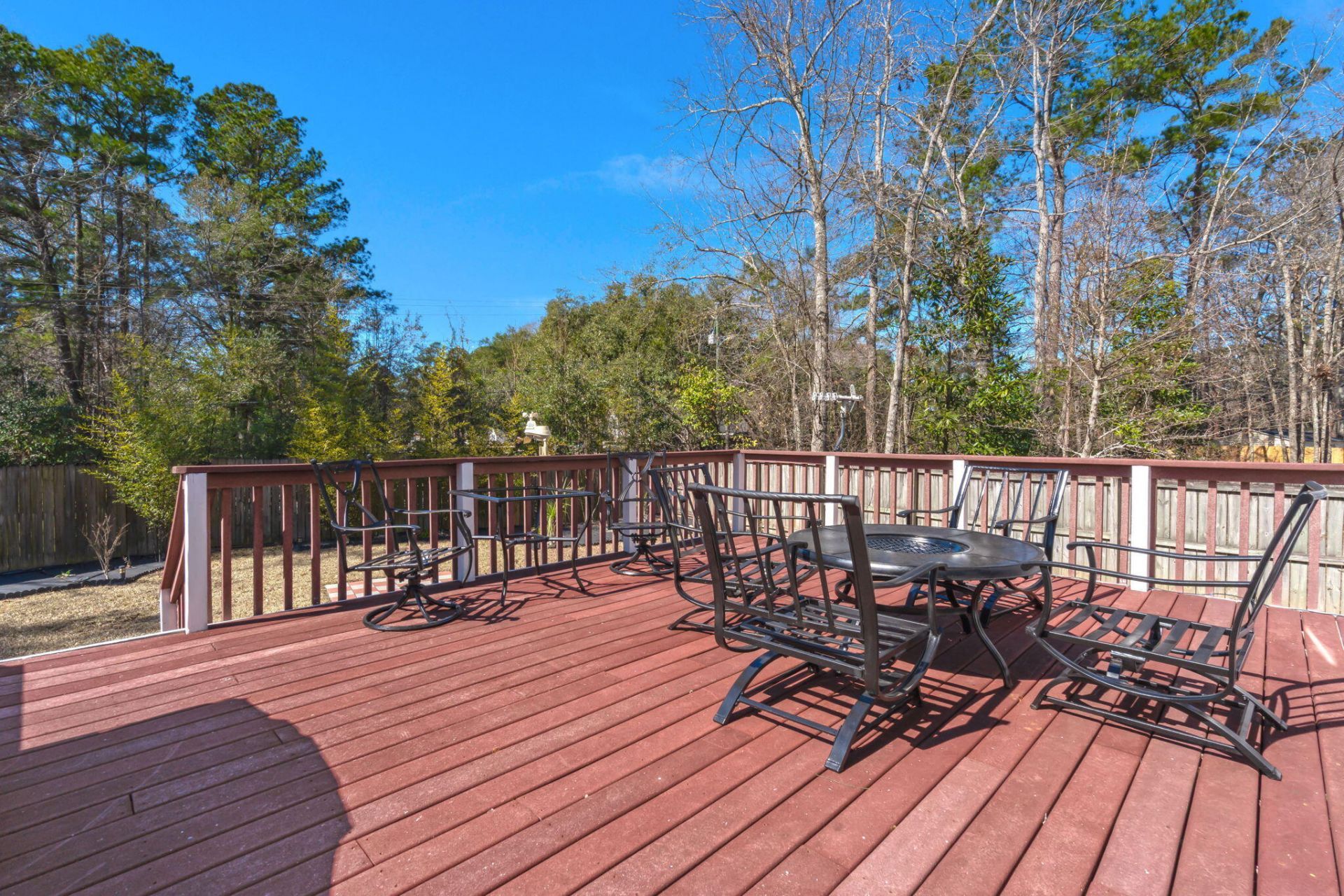 124 Evesham Drive Photo 33