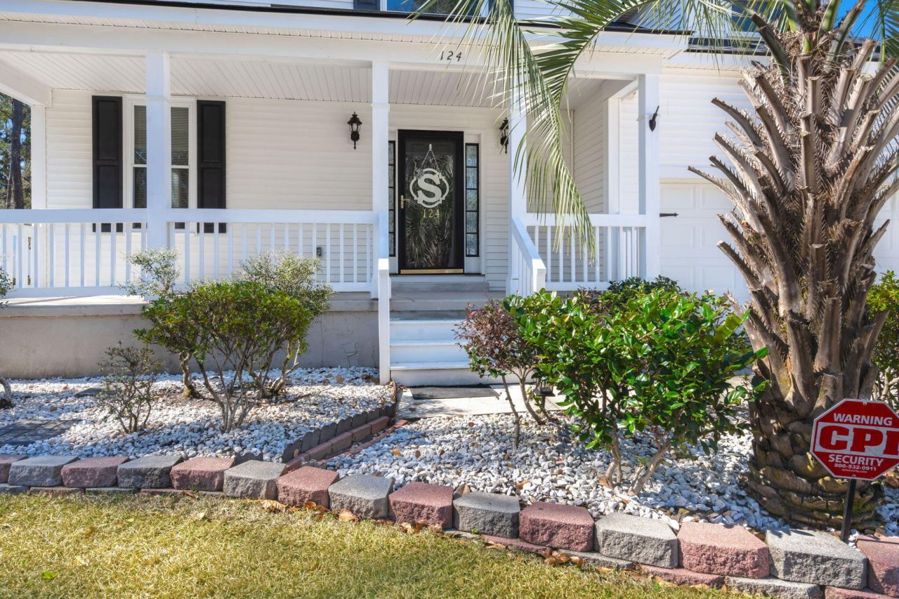 124 Evesham Drive Photo 4