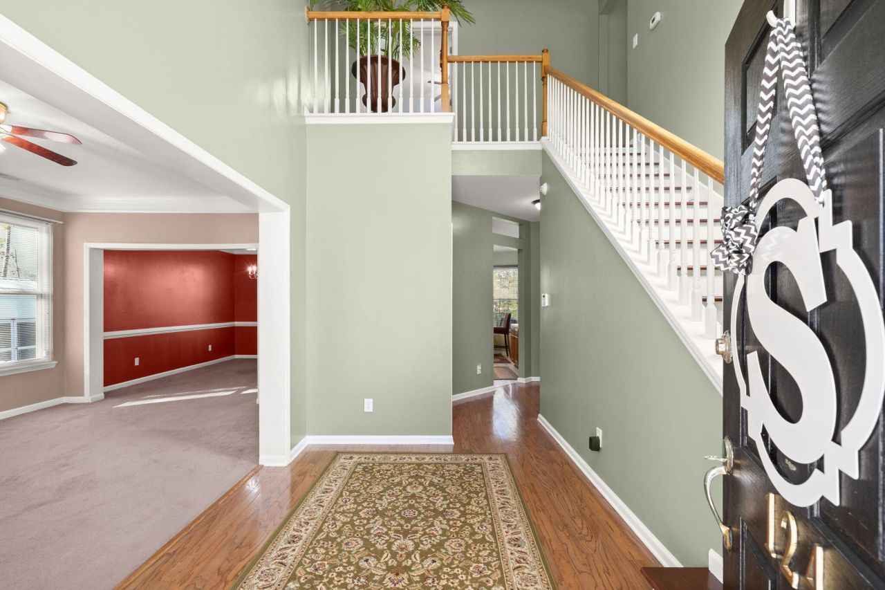 124 Evesham Drive Photo 7