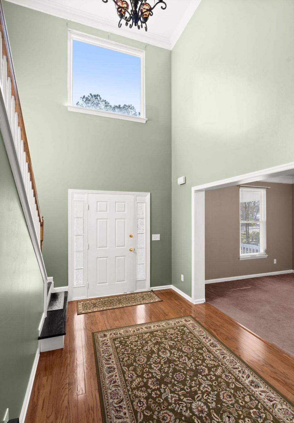 124 Evesham Drive Photo 8