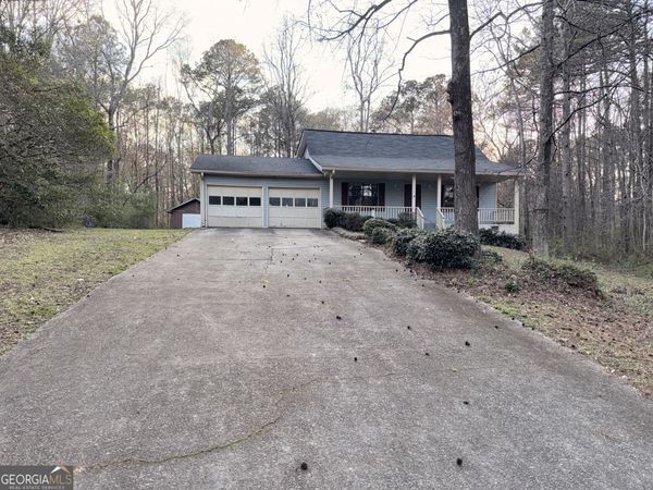 4629 South Woodlake Lane SE, Conyers, GA 30013