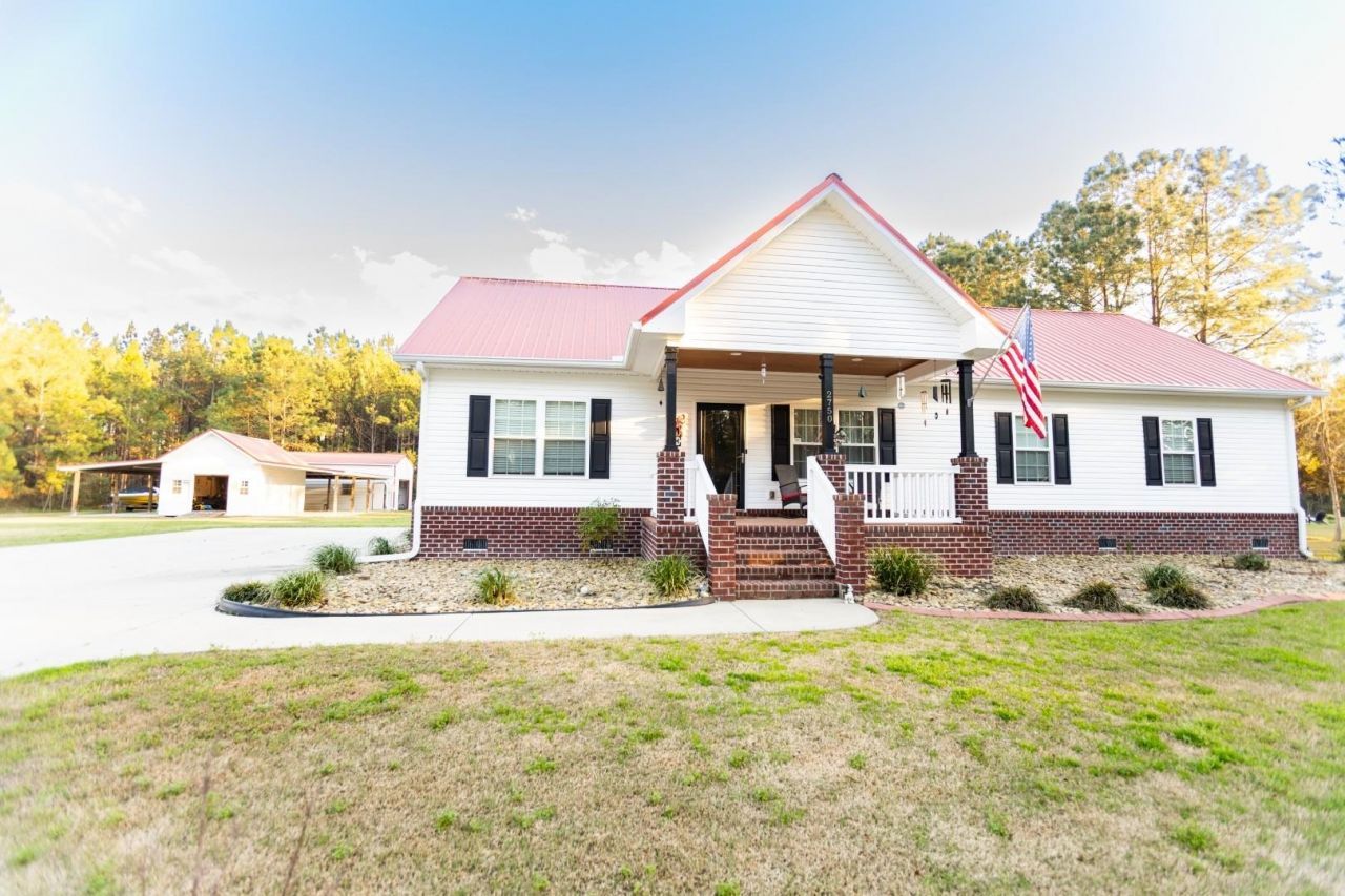 2750 Ole King St. Photo 38