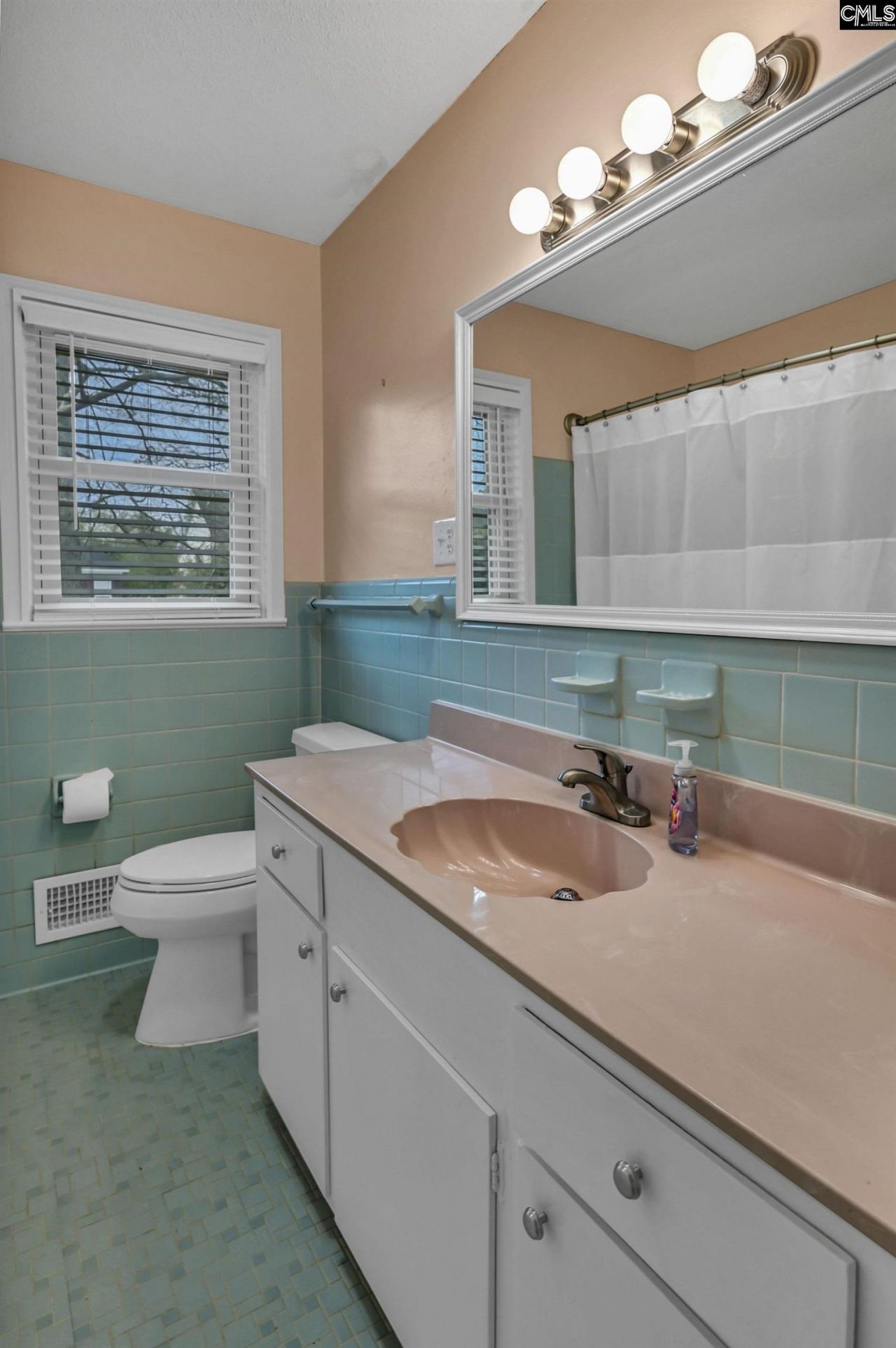 41 Garden Springs Road Photo 32