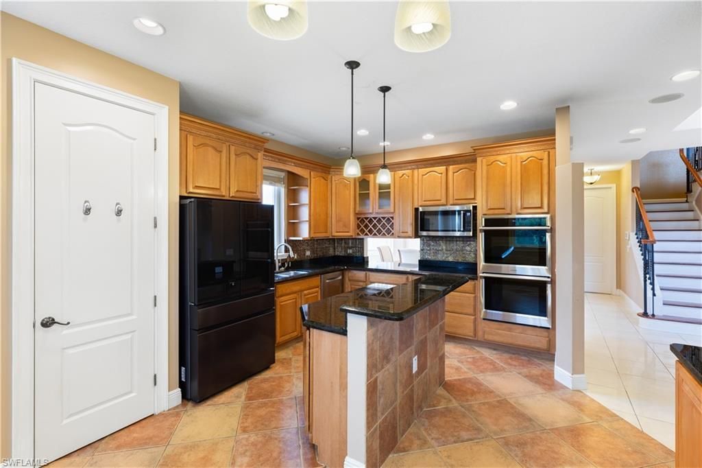 11913 Princess Grace Ct, Cape Coral, FL 33991 Photo