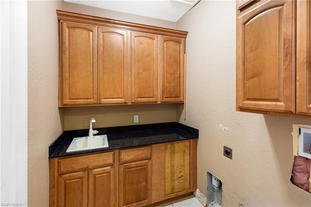 11913 Princess Grace Ct, Cape Coral, FL 33991 Photo