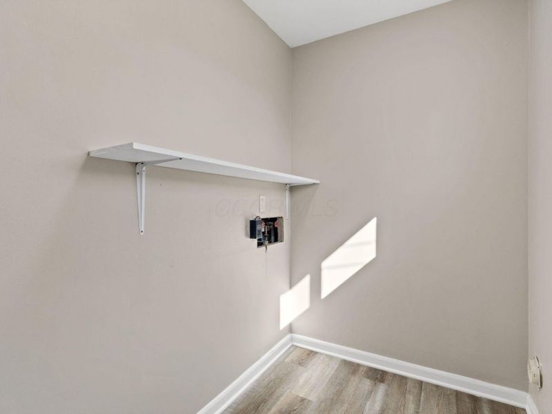 102 Redmond Road , Columbus, OH 43228 Photo 16