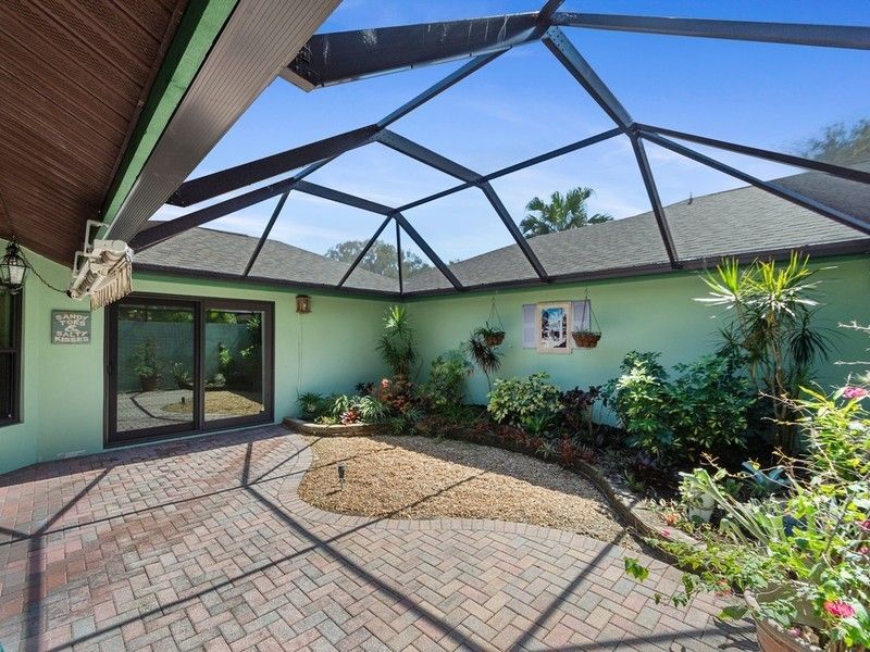 6219 S Mirror Lake Drive, Sebastian, FL 32958 Photo