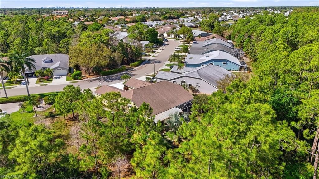 5320 Whitten Dr, Unit 46, Naples, FL 34104 Photo