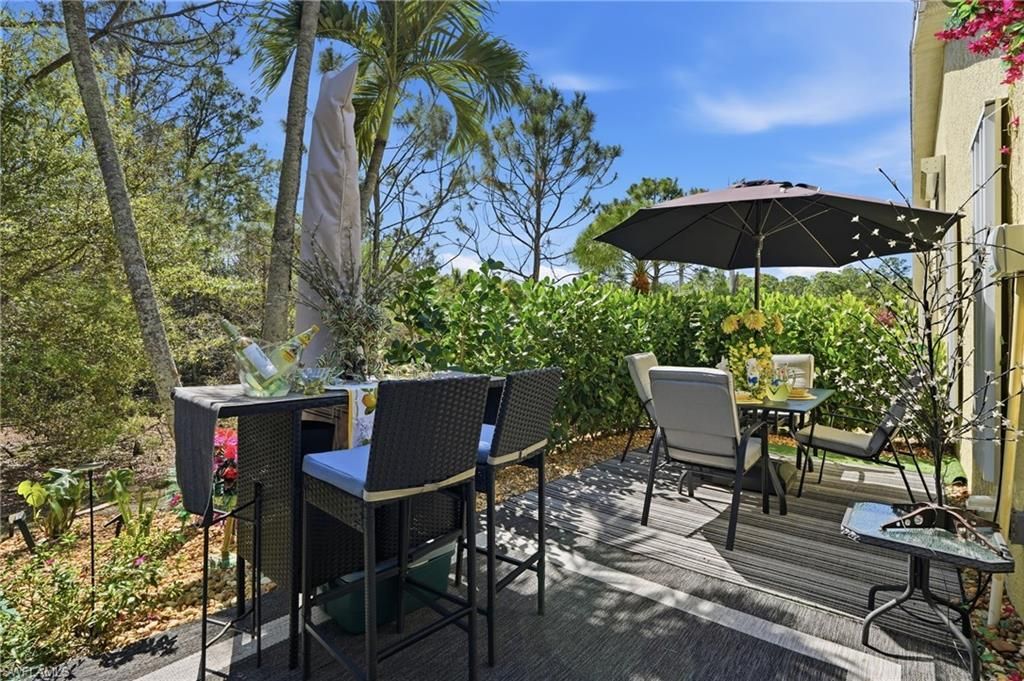5320 Whitten Dr, Unit 46, Naples, FL 34104 Photo