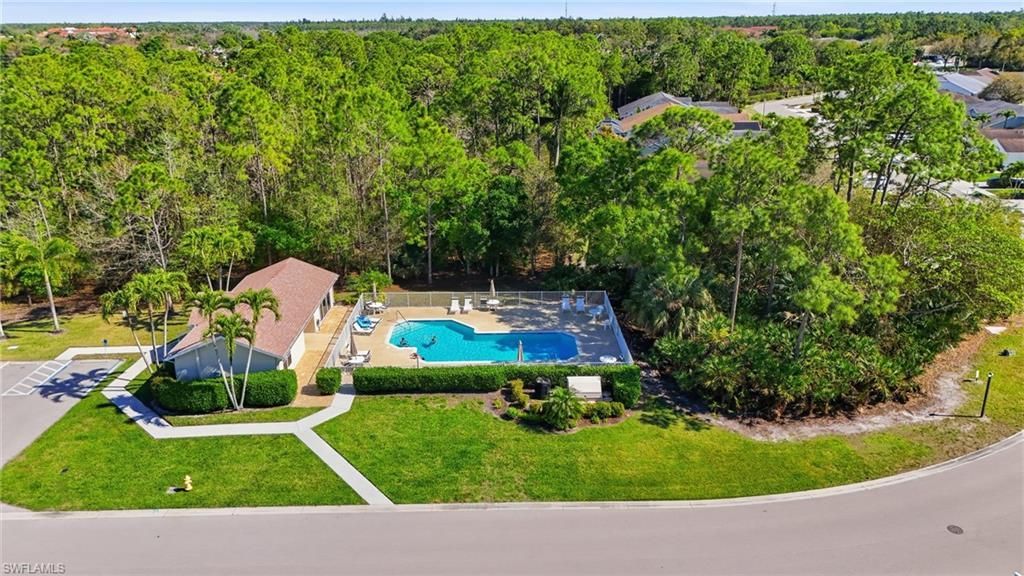 5320 Whitten Dr, Unit 46, Naples, FL 34104 Photo