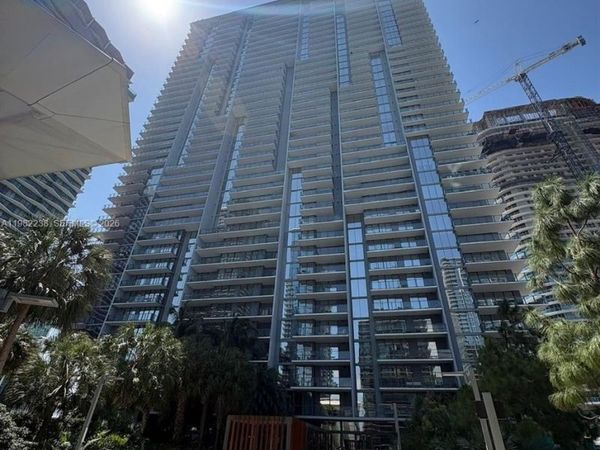 88 SW 7th St, Unit 3307, Miami, FL 33130