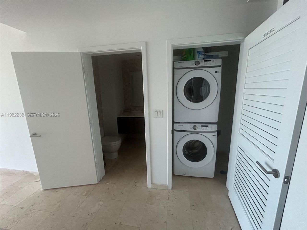 88 SW 7th St, Unit 3307, Miami, FL 33130 Photo