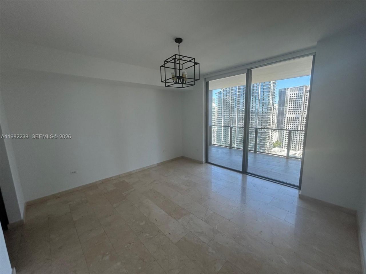 88 SW 7th St, Unit 3307, Miami, FL 33130 Photo