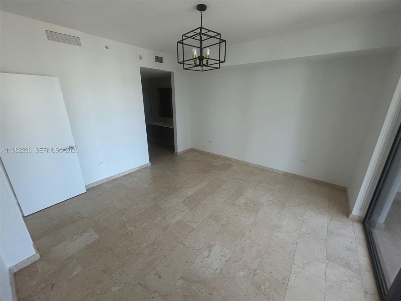 88 SW 7th St, Unit 3307, Miami, FL 33130 Photo
