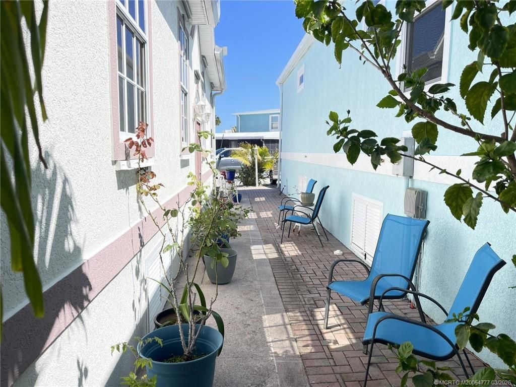 1352 Nettles Boulevard, Jensen Beach, FL 34957 Photo