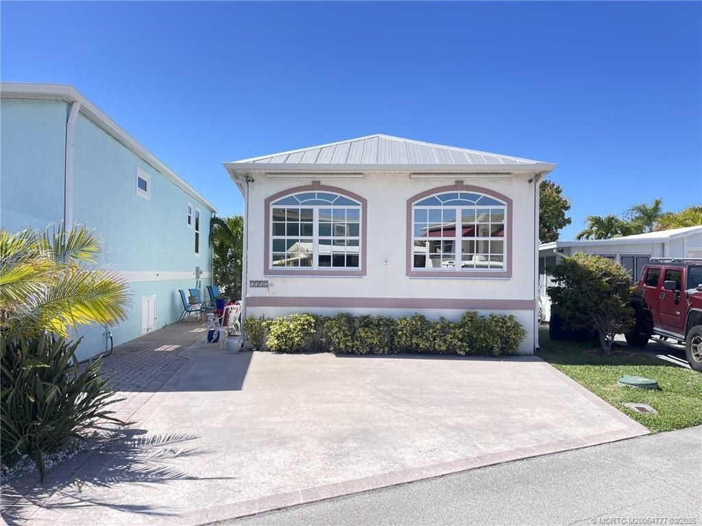 1352 Nettles Boulevard, Jensen Beach, FL 34957 Photo