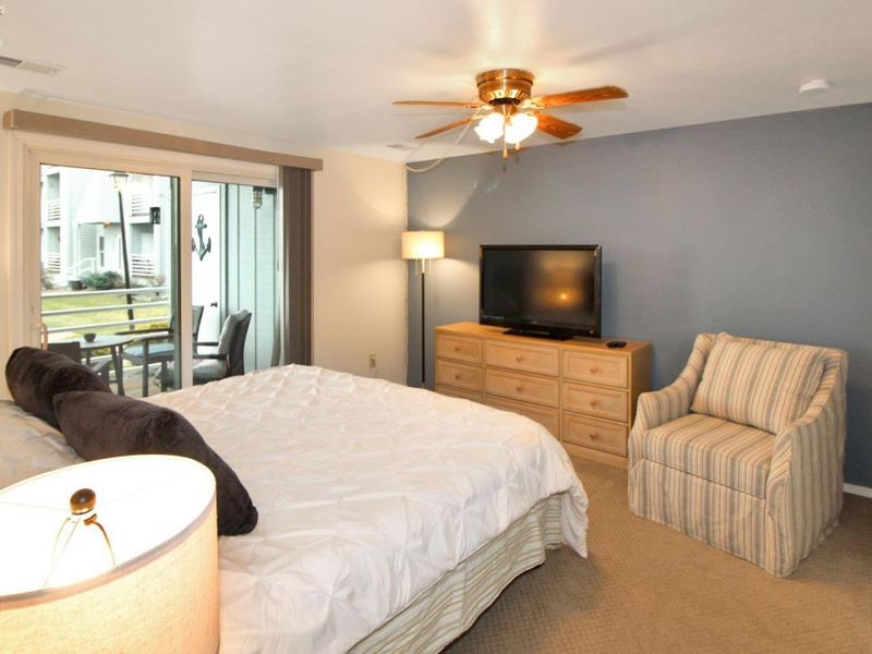 304 Clinton Reef Drive, Port Clinton, OH 43452 Photo 29