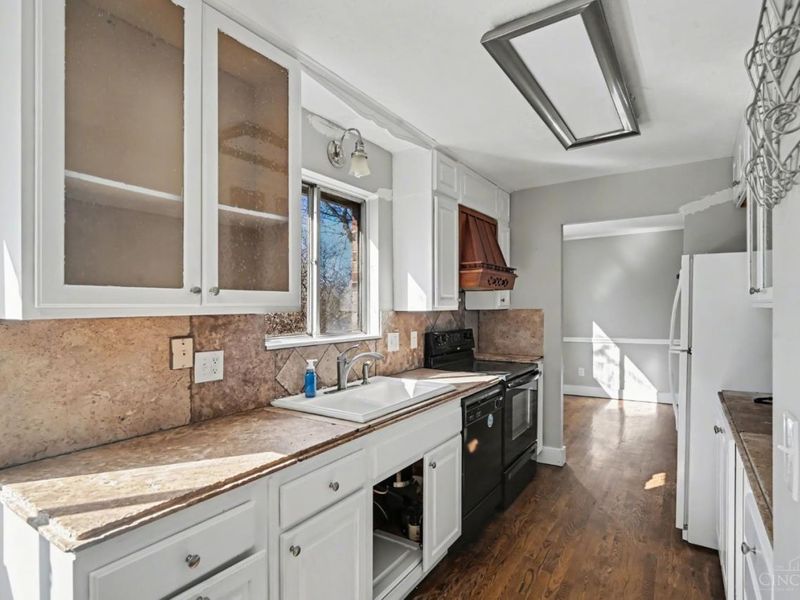 1759 John Gray Road, Springfield Twp., OH 45240 Photo 11