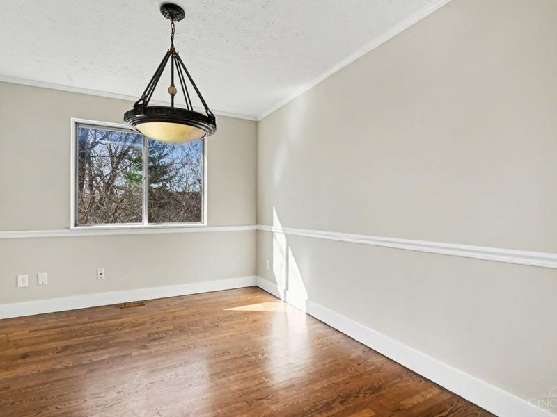 1759 John Gray Road, Springfield Twp., OH 45240 Photo 8