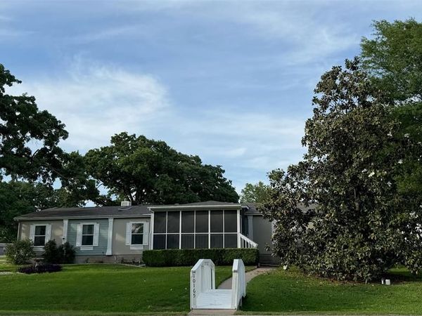 10165 Northlake Circle, Kemp, TX 75143