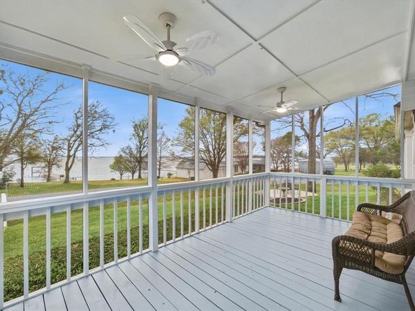 10165 Northlake Circle, Kemp, TX 75143