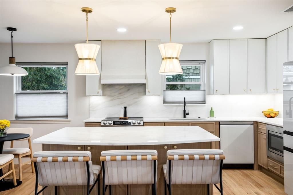 6833 Winchester Street, Dallas, TX 75231 Main Photo